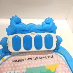 Gimnasio Piano Manta Con Sonajeros Para Bebes Y Con Sonidos Color Celeste Expreso Polar